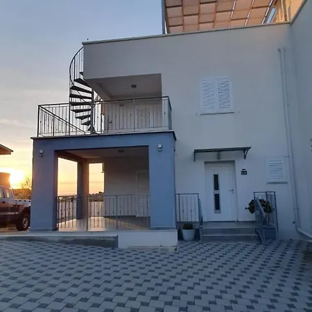 Apartment Matoc