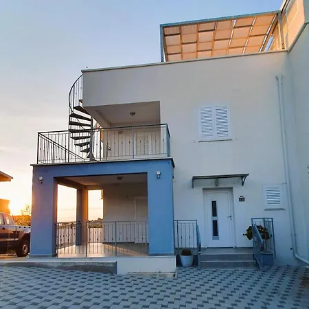 Matoc Apartamento Murter